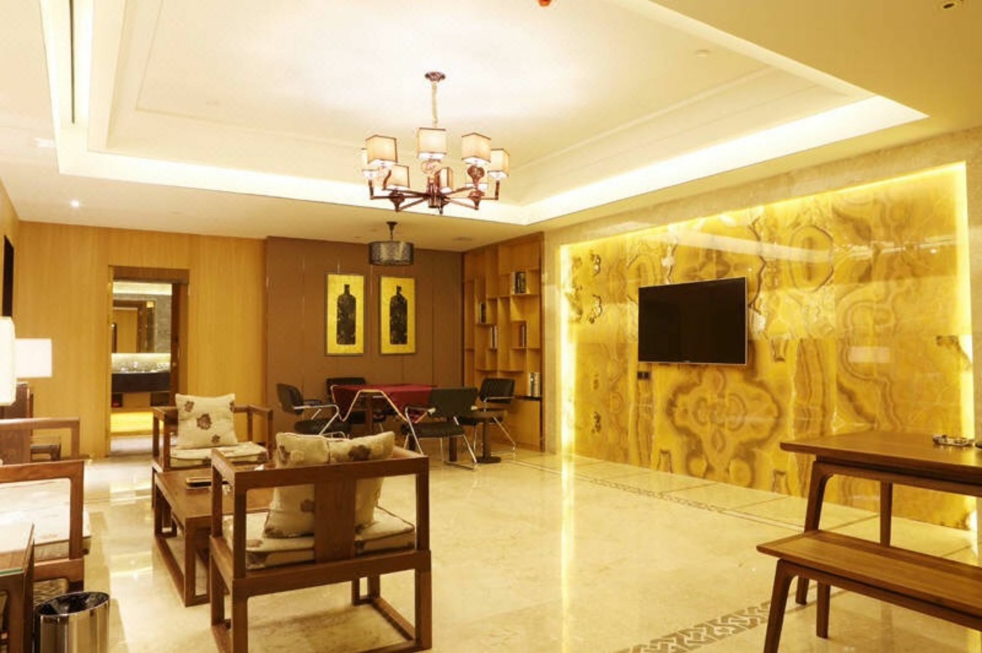 Swan Lake Recreation Hotel Foshan Exterior photo