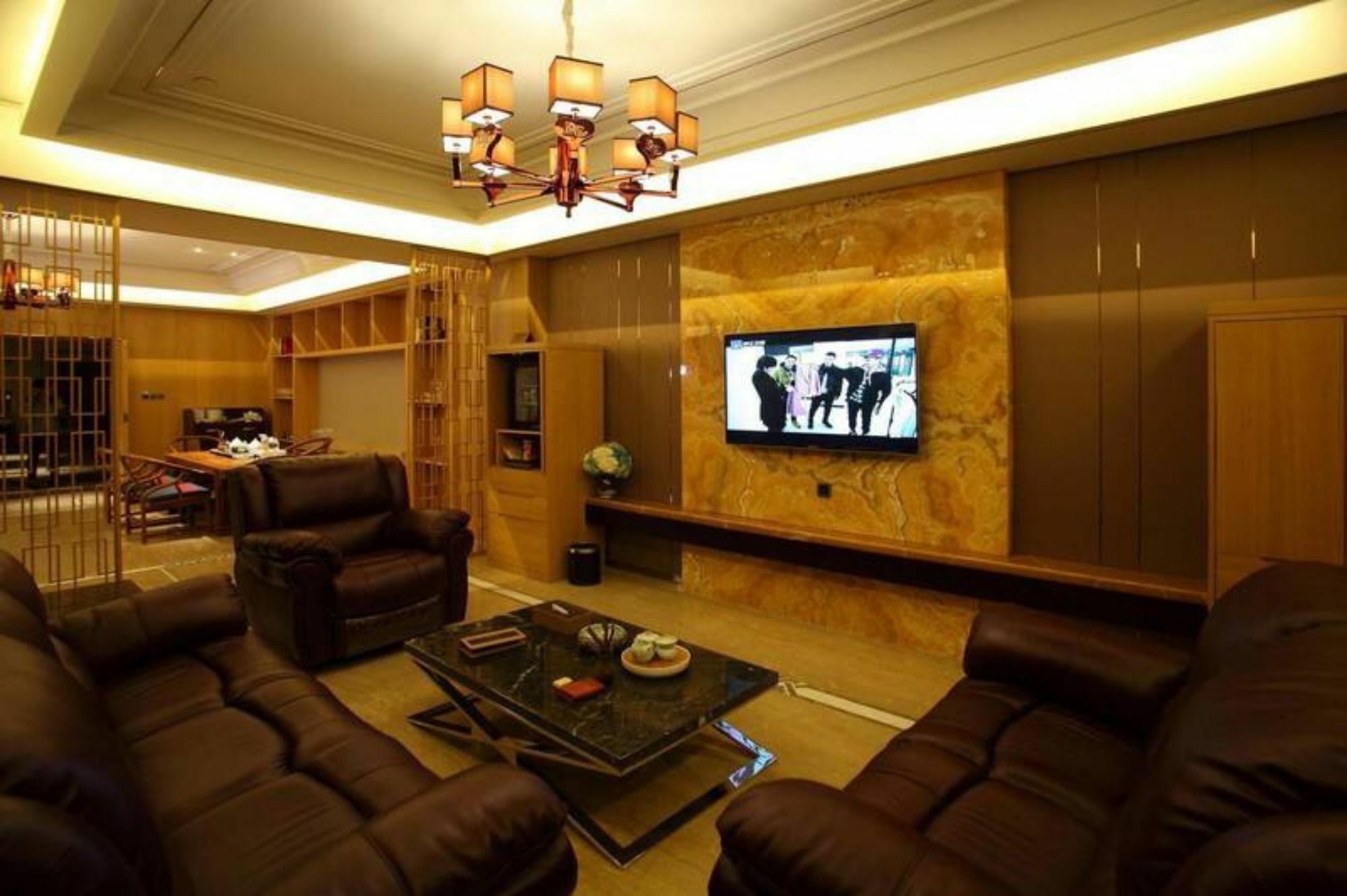 Swan Lake Recreation Hotel Foshan Exterior photo