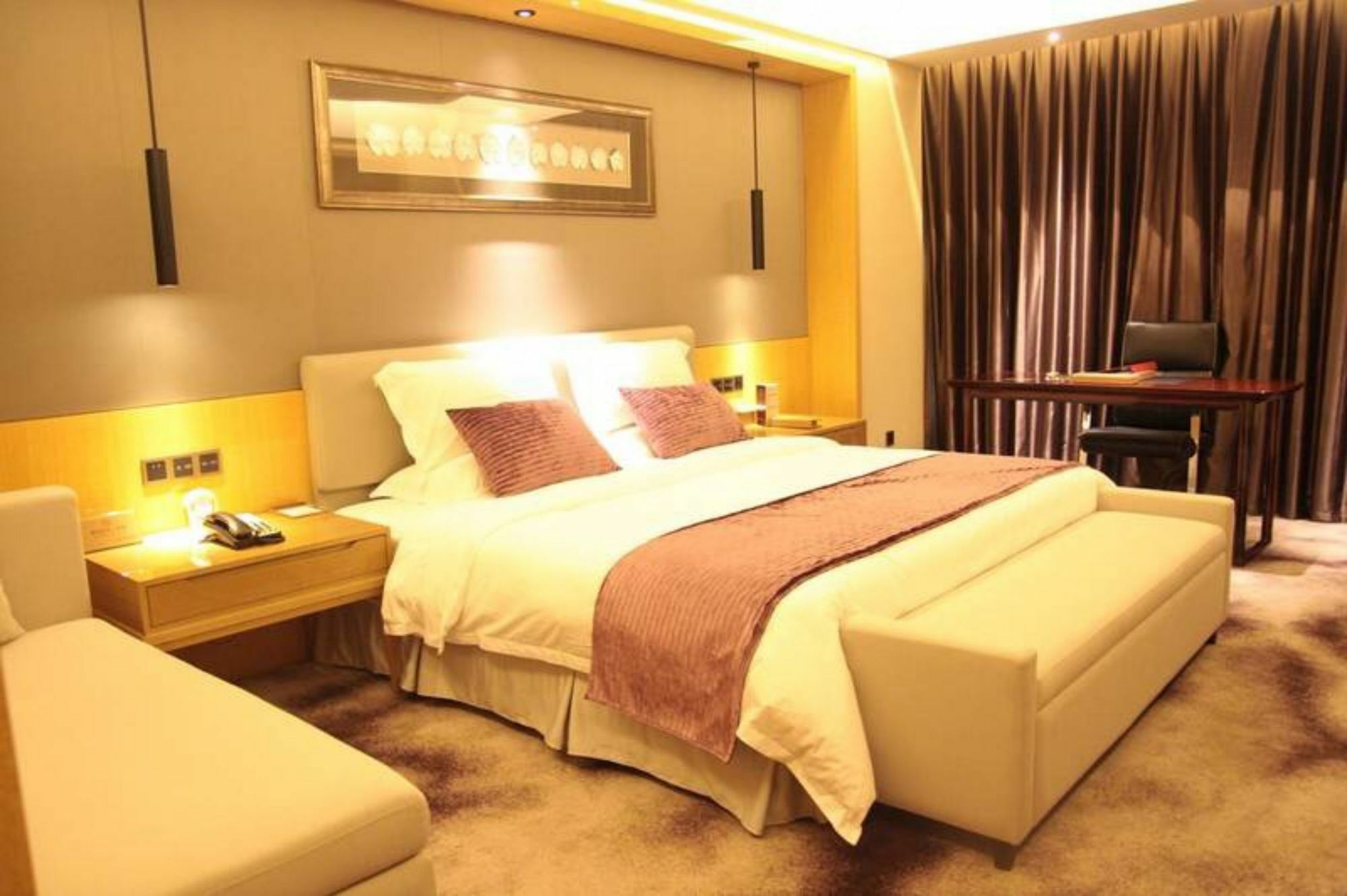 Swan Lake Recreation Hotel Foshan Exterior photo